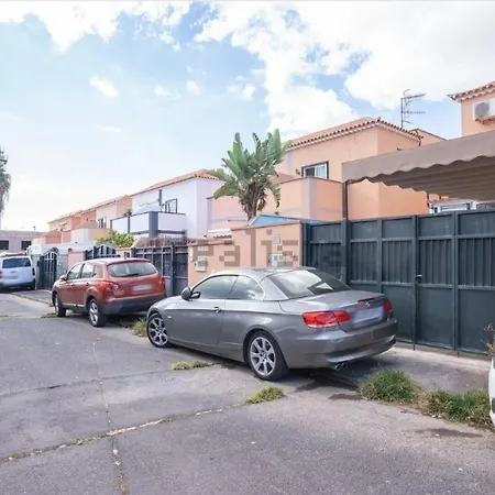 Casa De Las Rosas Semesterbostad *